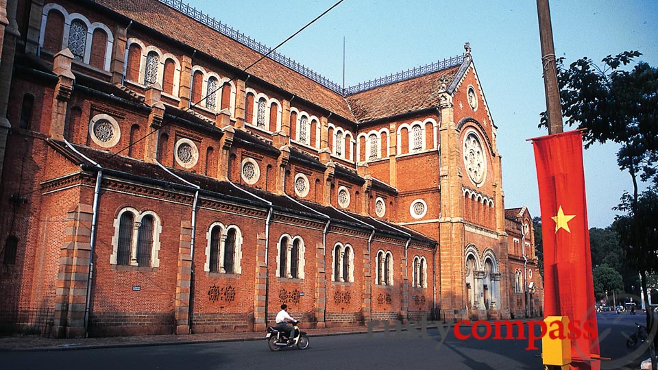 1990s Saigon - Notre Dame Cathedral